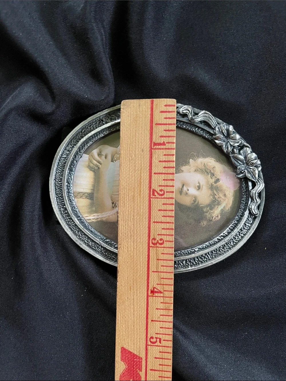 4 Vtg INTERPUR Pewter Picture Frames Floral Victorian Oval Heart Taiwan ROC